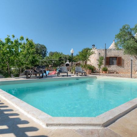 הוילה אוסטוני Trullo Paan By Typney מראה חיצוני תמונה