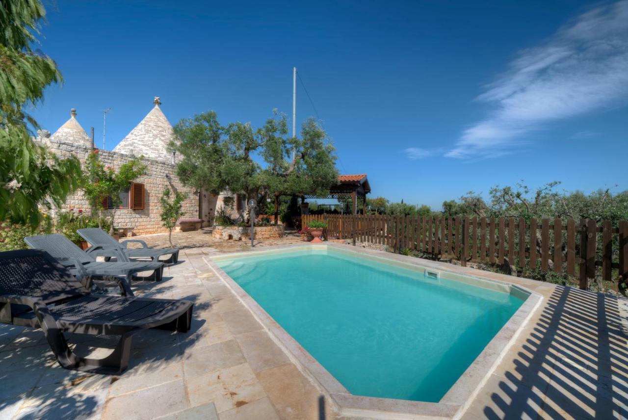 הוילה אוסטוני Trullo Paan By Typney מראה חיצוני תמונה