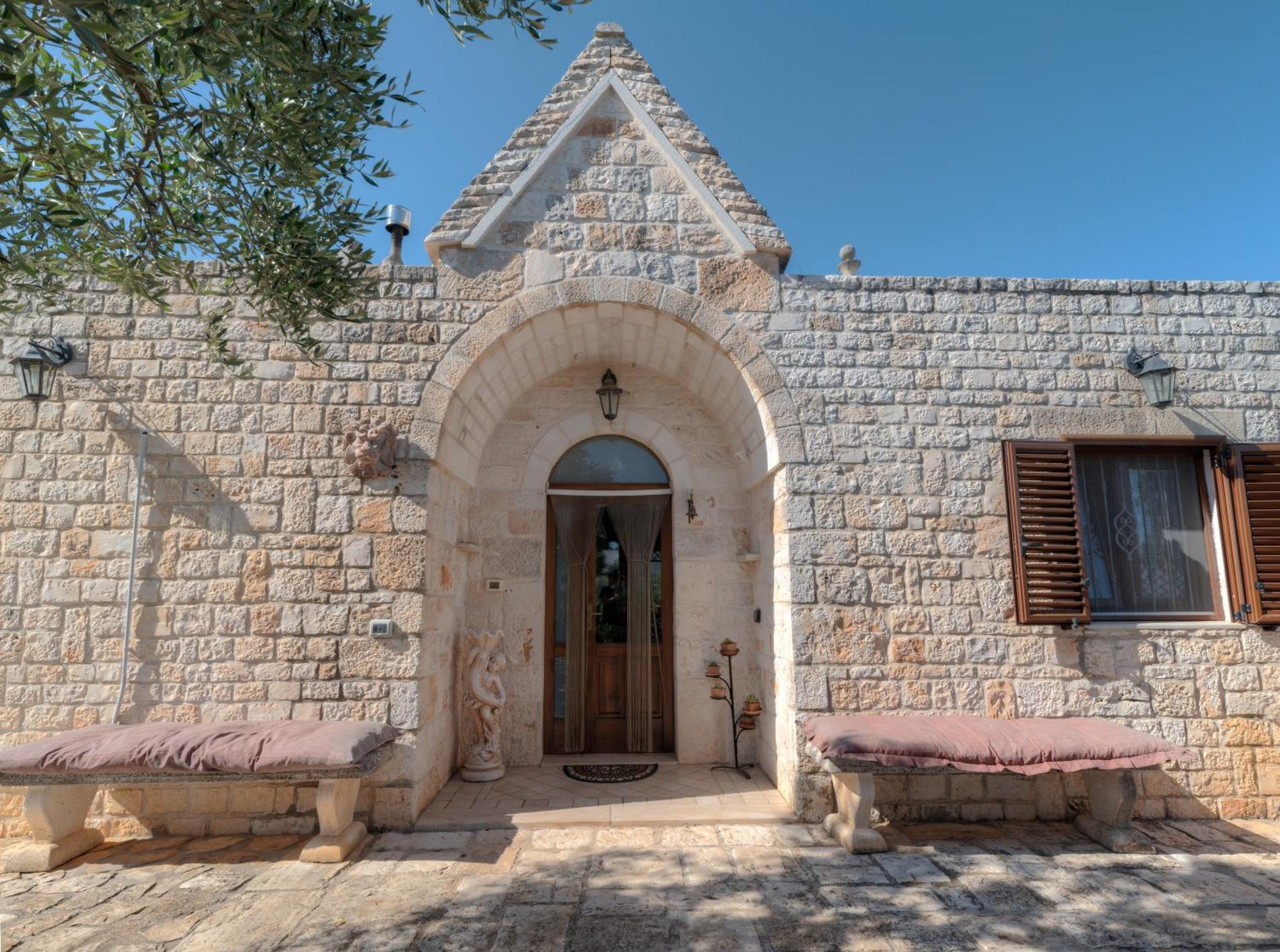 הוילה אוסטוני Trullo Paan By Typney מראה חיצוני תמונה