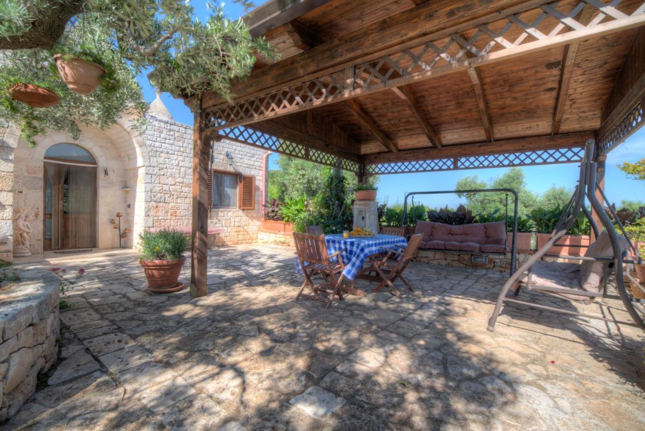 הוילה אוסטוני Trullo Paan By Typney מראה חיצוני תמונה