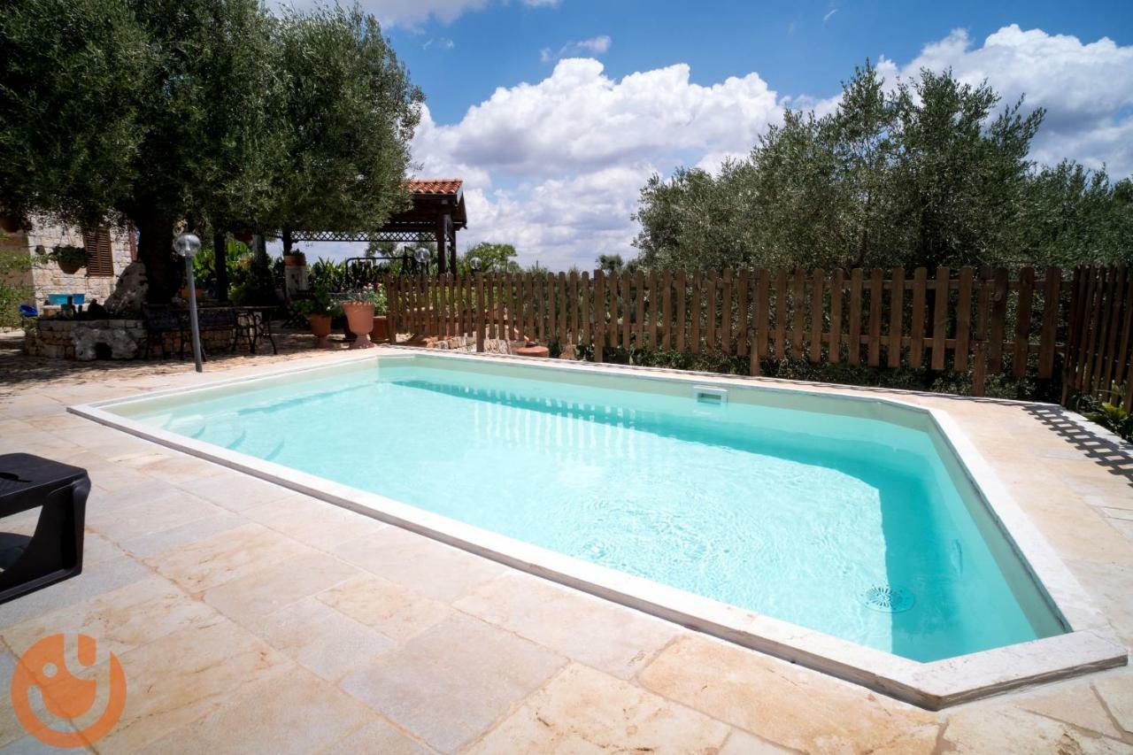 הוילה אוסטוני Trullo Paan By Typney מראה חיצוני תמונה